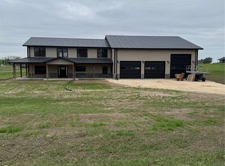 21561 80th St, Martelle, IA 52305