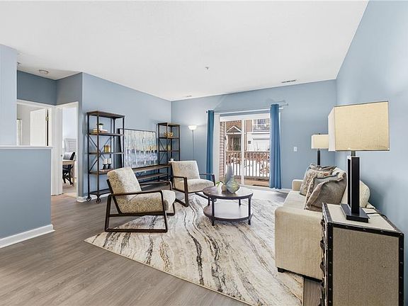 3rd image of 108 Mill St APT 104