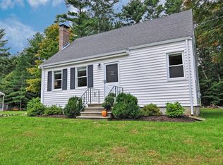 129 Hamilton Rd, Wrentham, MA 02093