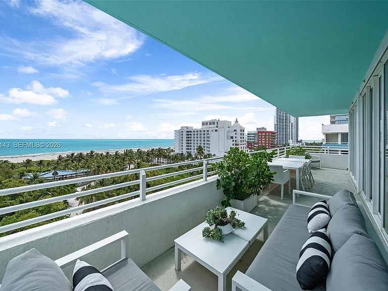226 Ocean Dr #8F — Photo 24