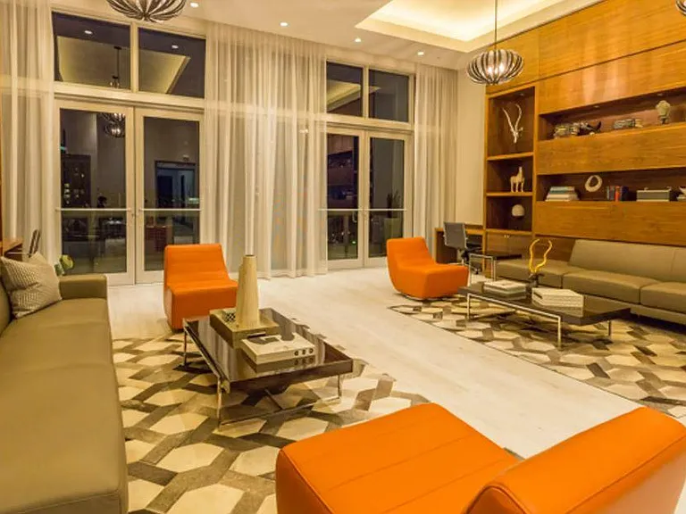 Brickell View Terrace Apartments — Photo 9