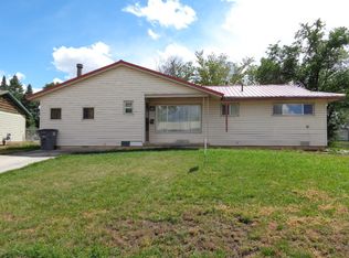 925 Livesay Dr, Cortez, CO 81321