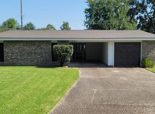 1803 Avenue G, Nederland, TX 77627