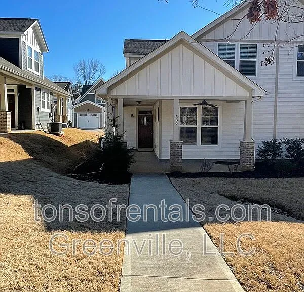 536 Twin Lake Rd — Photo 1