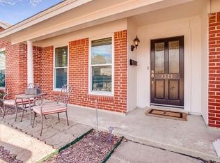 3326 Pine Tree Cir, Farmers Branch, TX 75234