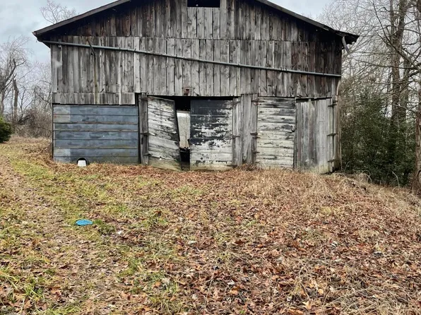 11 Westridge Rd, Beattyville, KY 41311