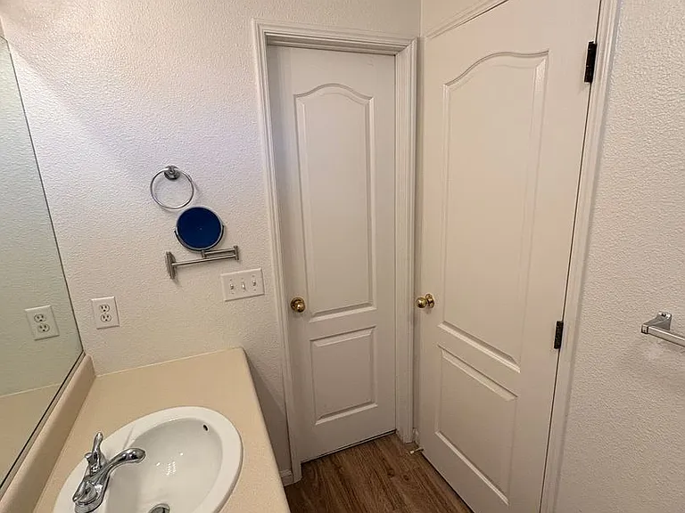 3832 W Sweet Ave — Photo 13