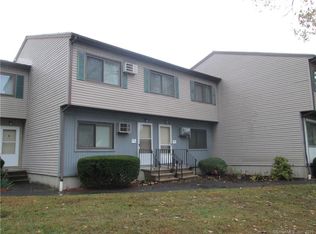 108 Lantern Park Dr UNIT 2, Naugatuck, CT 06770