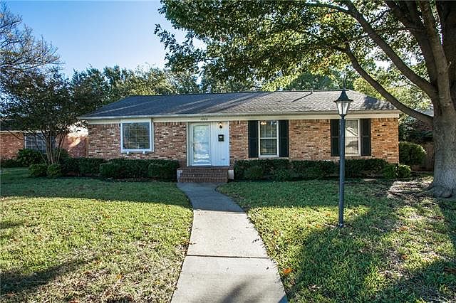 1st image of 1008 Glen Cove Dr