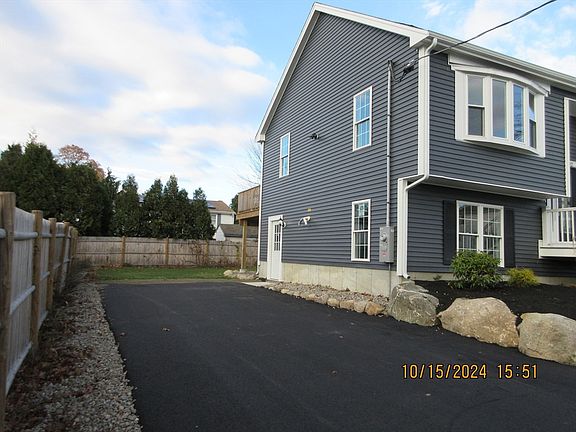 4th image of 102 Brentwood Ave
