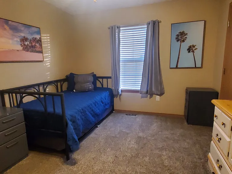 4453 W Portland St — Photo 14