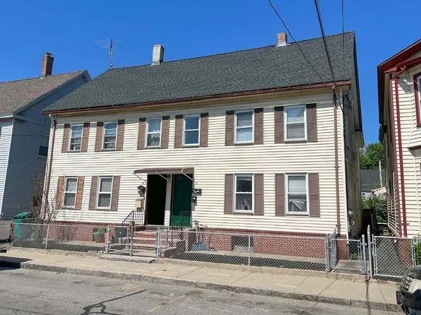 67 Newhall St, Lowell, MA 01852