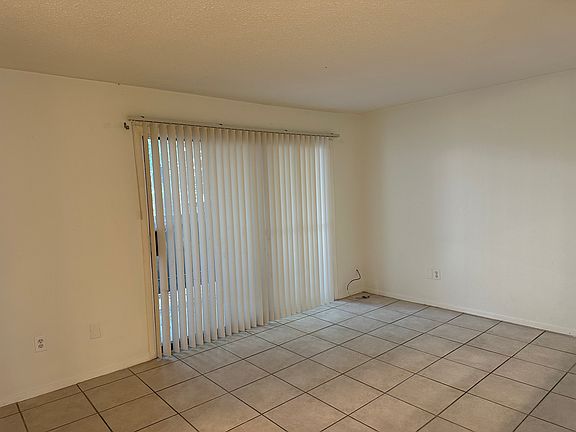 5th image of 2763 Sonora Dr #1