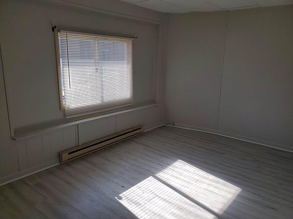 5th image of 200 Park Ave APT 2