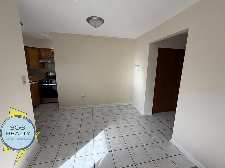 Cicero Apartments! — Photo 7