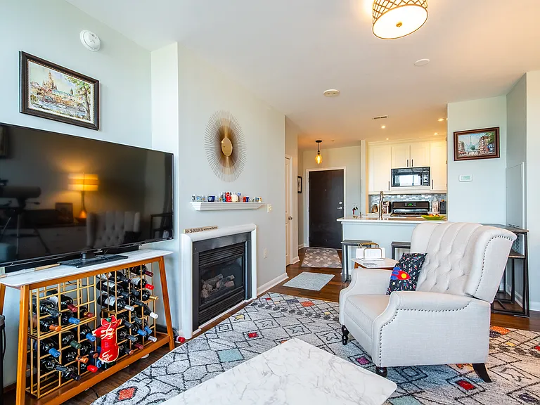 851 N Glebe Rd #2014 — Photo 15