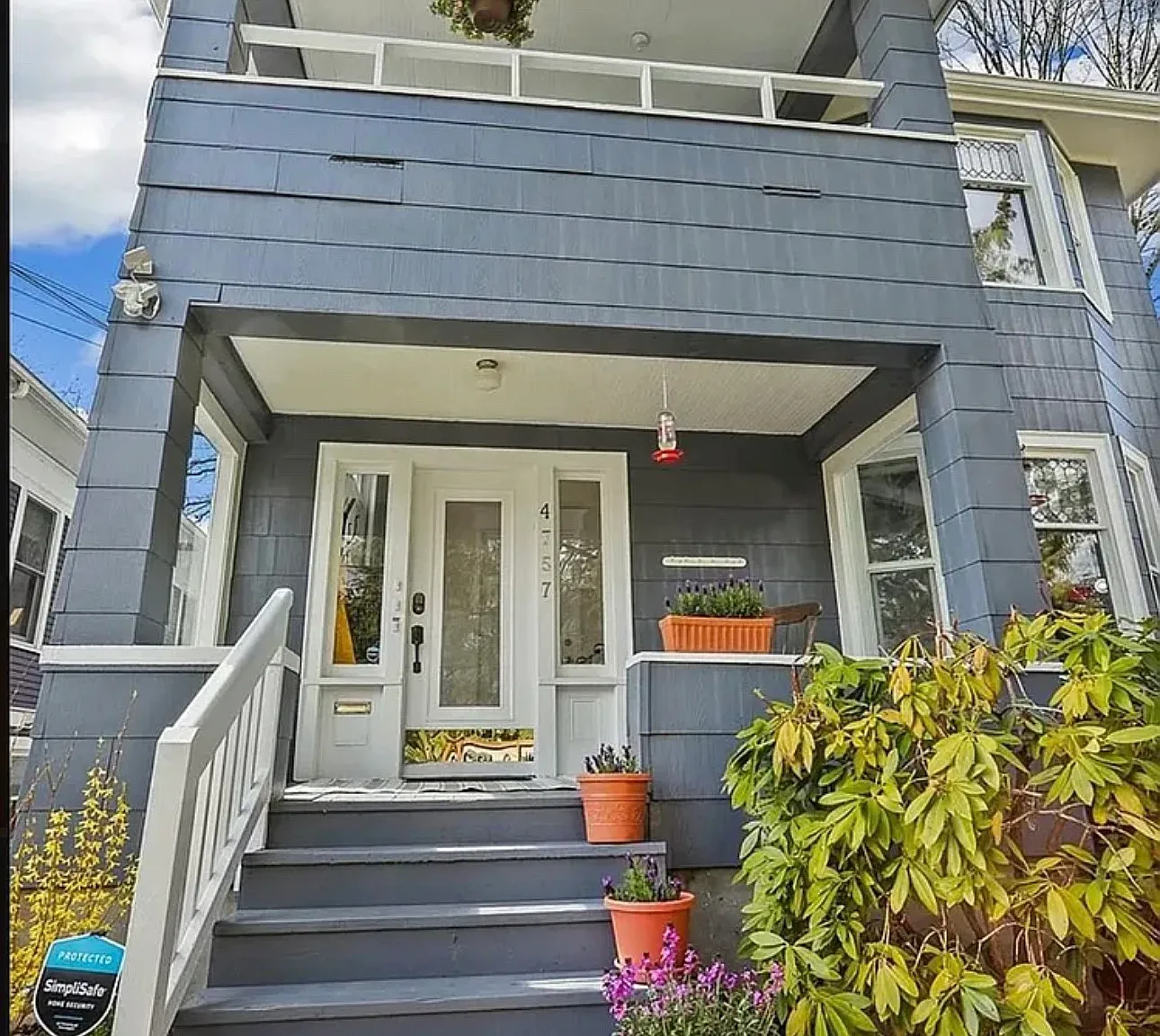 Studio, 350 sqft, $1,600 — Photo 1