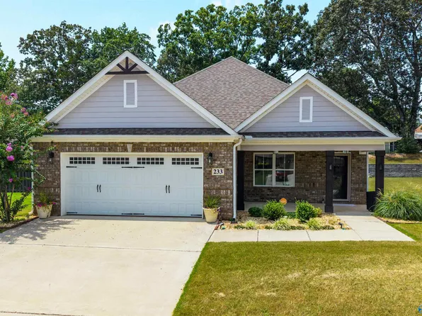 233 Dustin Ln NW, Madison, AL 35757