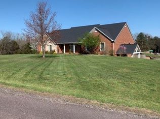 904 Huntington Ln, Union, MO 63090