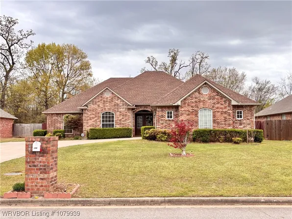 1562 Fianna Place Ter, Fort Smith, AR 72908