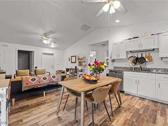 3rd image of 27433 Las Lomas Dr #27433