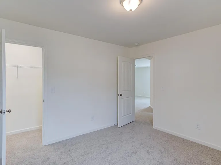 2820 Killian Ct — Photo 23