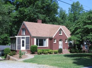 409 2nd Ave NW, Conover, NC 28613