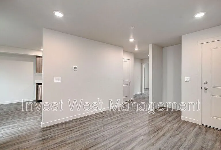 404 NE 117th Ave #107 — Photo 12