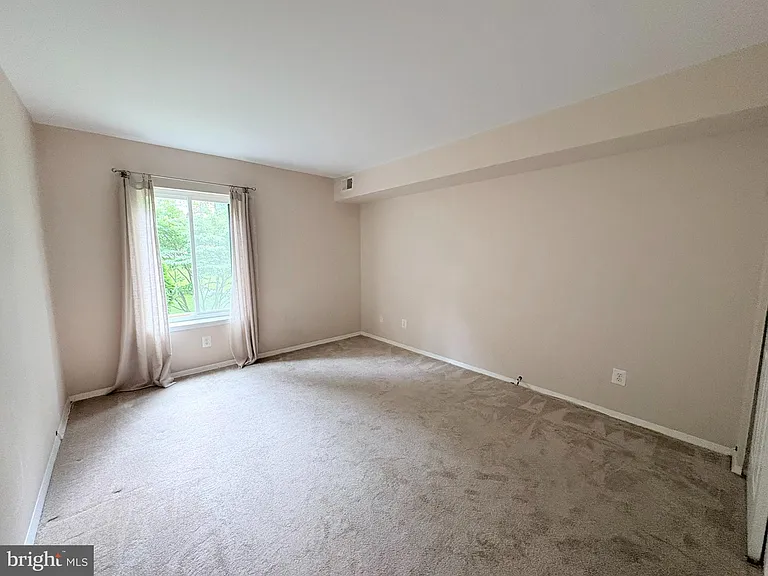 5817 Edson Ln #T-2 — Photo 18