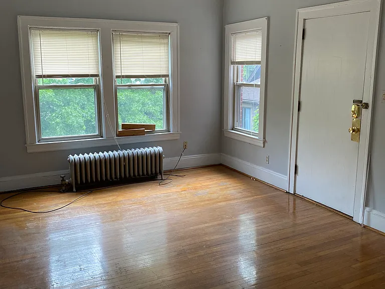 2588 Mayfield Rd #11 — Photo 9