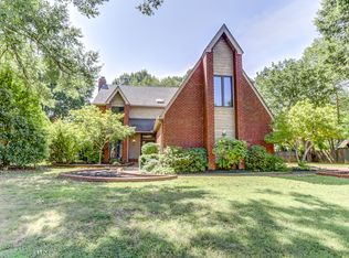 2447 Netherhall Dr, Germantown, TN 38139
