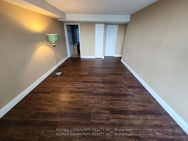 4727 Sheppard Ave E #804 — Photo 6