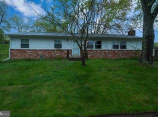 4539 Knoll Dr, Woodbridge, VA 22193