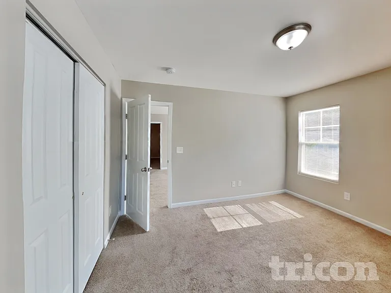 6867 Horseback Ln — Photo 11