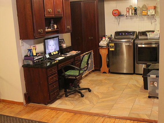 5th image of 69 Tanglewood Dr