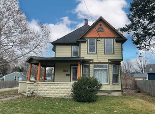 868 Dekalb Ave, Sycamore, IL 60178