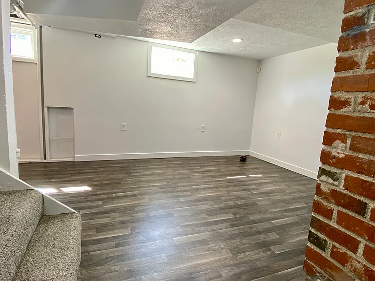 Clean, finished extra space (office or play area or storage)