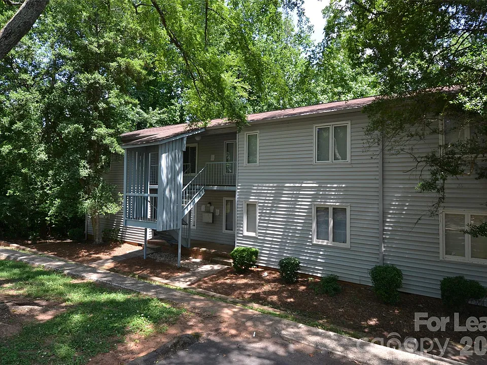 2013 Stoney Point Ln #29