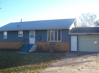 66 Pennington Ave SW, Huron, SD 57350