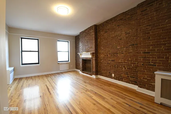 Rented by Citi Habitats | media 8