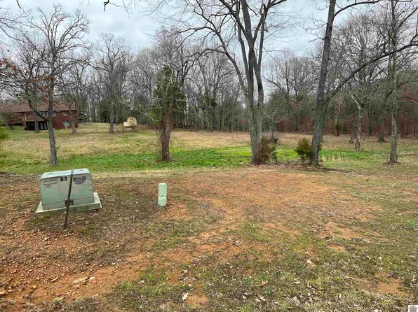 15 Wyndy Brook Ln, Benton, KY 42025