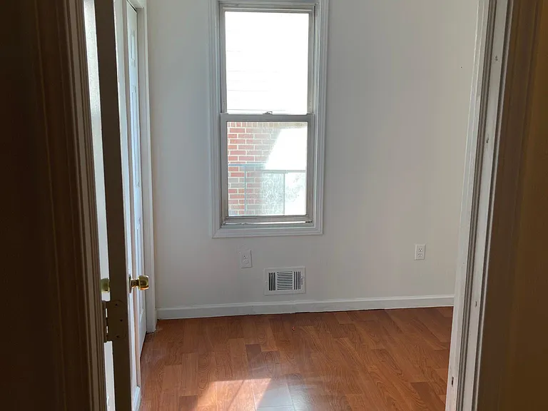 481 S 11th St #1 — Photo 13