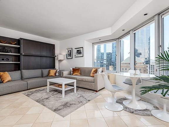 2nd image of 150 W 56th St APT 3207