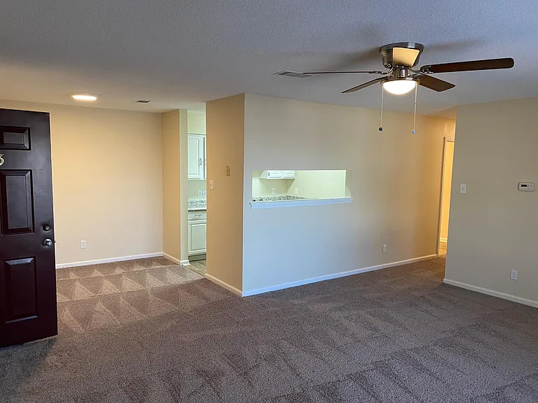 2750 W Pershing Blvd #203 — Photo 2