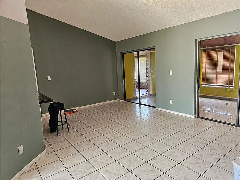 102 Whitehall Way — Photo 10
