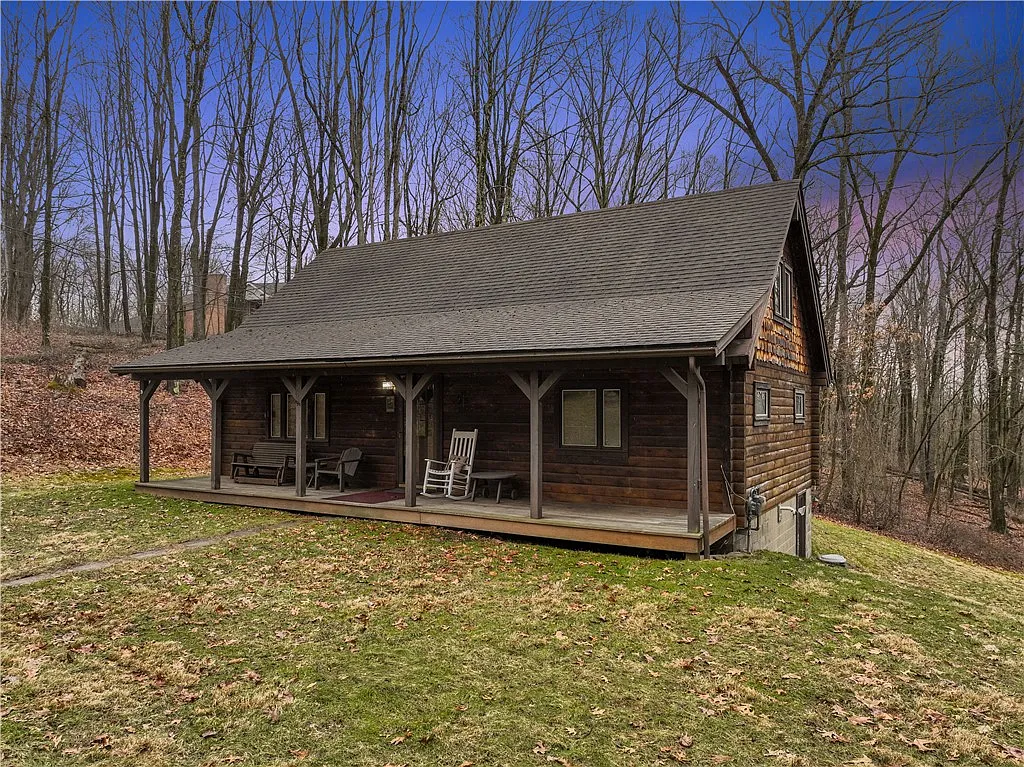 231 Glade Mills Rd photo 1