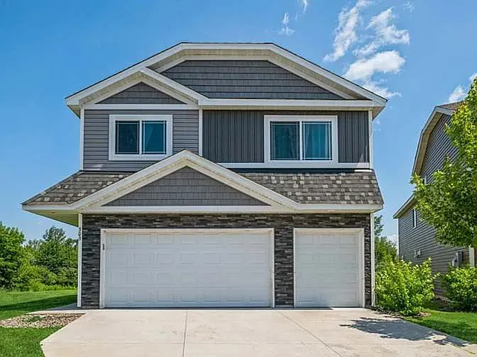3 bed, $700 — Photo 3