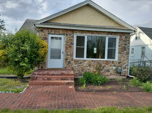 35 Ben Franklin Hwy E, Birdsboro, PA 19508