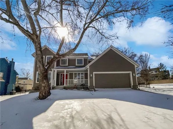 10009 W 126th St, Overland Park, KS 66213