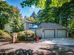 2535 SW Patton Ct, Portland, OR 97201